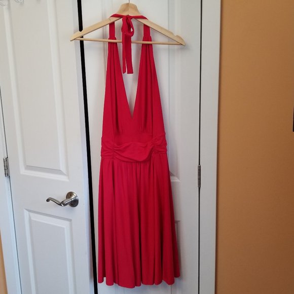 Victoria's Secret (MODA Int'l) Red Marilyn Monroe style Halter Dress Sma… - Picture 6 of 9